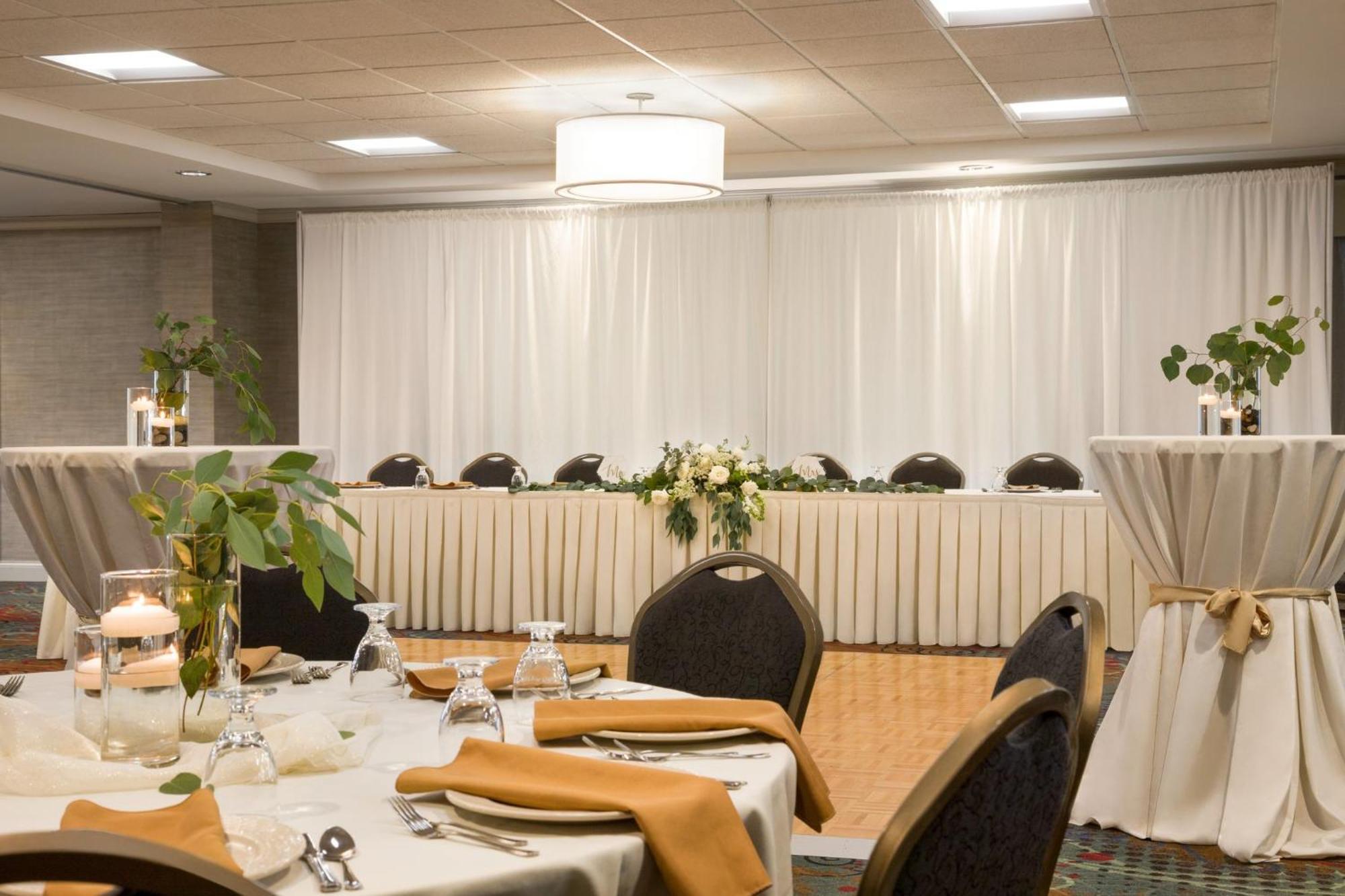 Holiday Inn Hotel & Suites Council Bluffs, An Ihg Hotel Bagian luar foto